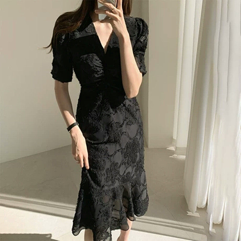 Black dress summer high-end sense beautiful temperament waist lace puff sleeves V-neck chiffon bag hip mermaid skirt female