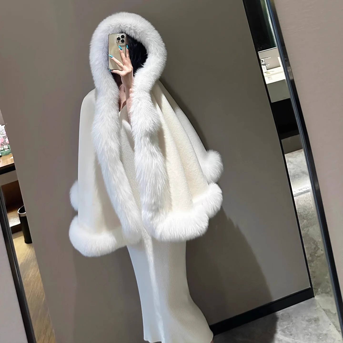 Шаль, женская осенне-зимняя пушистая верхняя одежда, 25 новых модных изделий в западном стиле, высококачественная имитация лисы, утолщенный теплый плащ с капюшоном