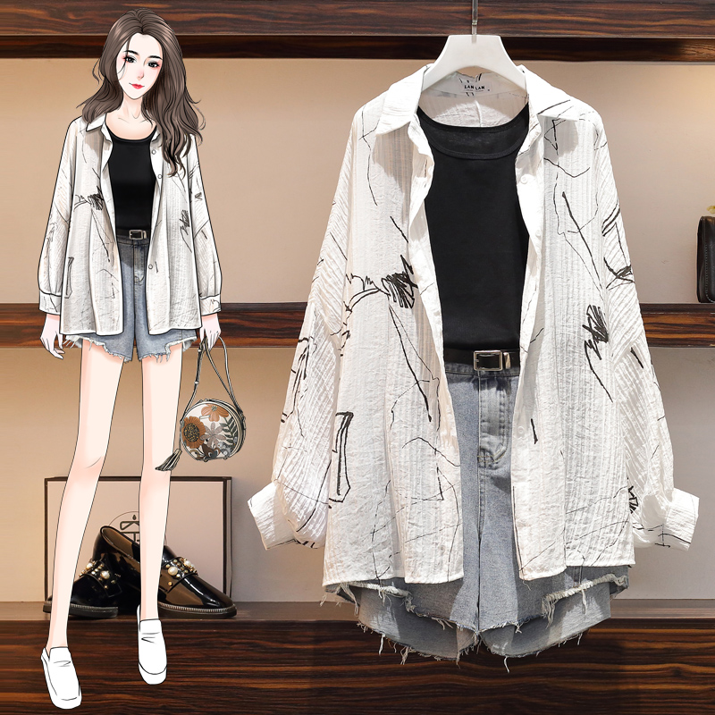 High-end size women's fat mm summer new age reduction belly thin sunscreen shirt denim shorts three-piece set