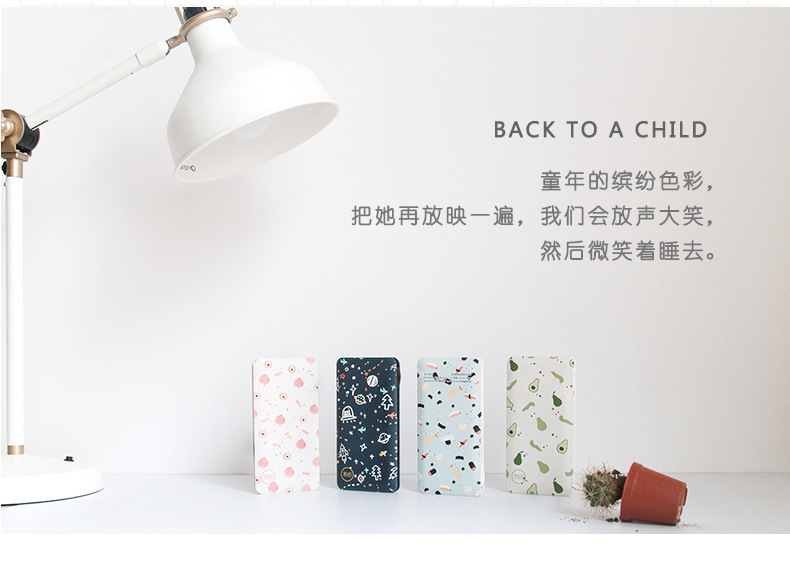 Mô hình hoạt hình nữ dễ thương siêu di động đi kèm với dòng Android sạc kho báu 10000 mAh di động