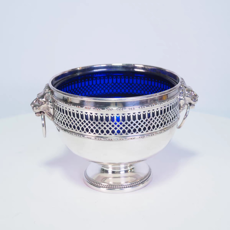 1900S British Antique Silverware Lion Head Double-Eared Blue Glass Silver-Plated Bowl Sugar Bowl Collectible Ornament 1900S British Antique Silverware Lion Head Double-Eared Blue Glass Silver-Plated Bowl Sugar Bowl Collectible Ornament