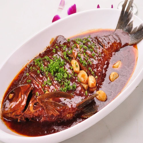 外婆卤 Тушеное сок красно -жареный мясо.