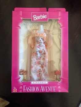 ຊຸດຊັ້ນໃນ Barbie Fashion Avenue 1997 Barbie Orange Bathrobe Pajamas