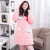 Bộ đồ ngủ ba lớp của phụ nữ mũ mùa đông quần áo gia đình dày cộng với nhung dễ thương nhung san hô phục vụ nhà phù hợp mặc do ngu Bên ngoài ăn mặc