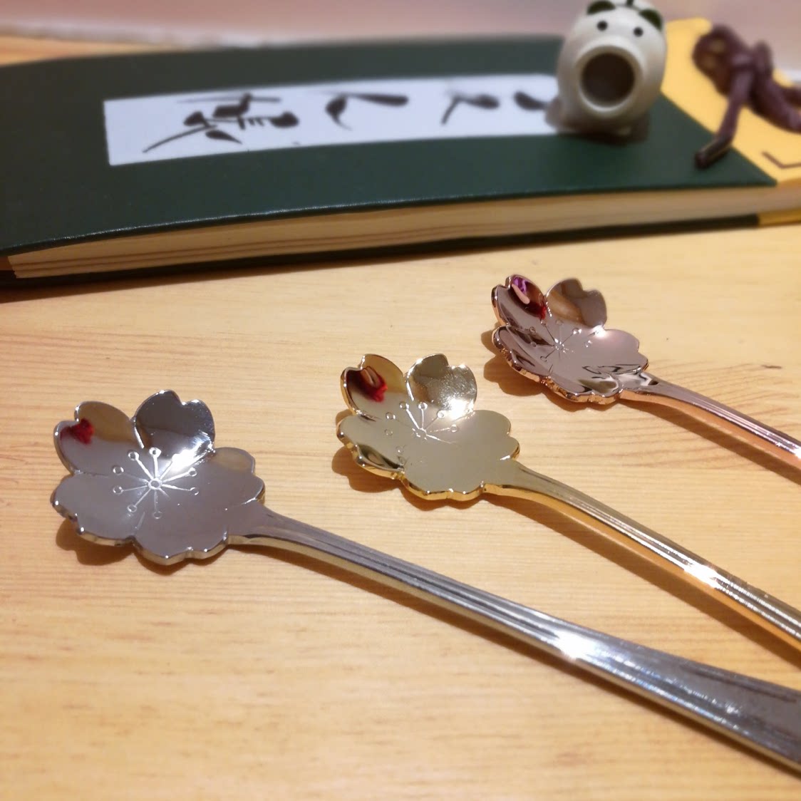 Spot Japan Salus Coffee Spoon Cherry Blossom Spoon Ice Cream Spoon Stainless Steel Tea Spoon-Taobao