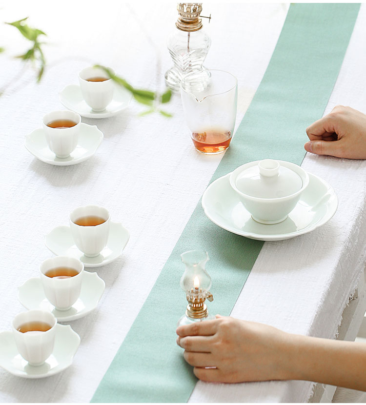 Jingdezhen ceramic tea set tea master cup manual white porcelain sample tea cup kung fu noggin single CPU porcelain bowl