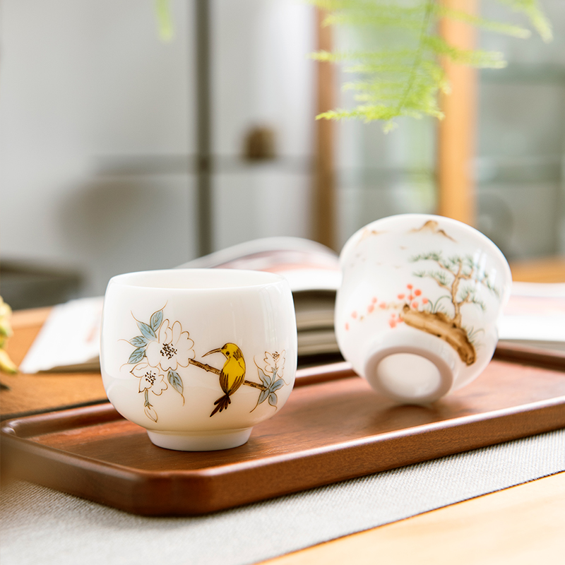 Sweet white porcelain of jingdezhen ceramics kung fu hand - made teacup thin body white porcelain master cup tea set single cup sample tea cup by hand