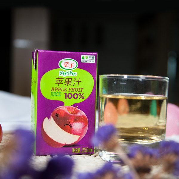 顺鑫农业旗下 牵手 100%苹果汁 250ml*6盒 天猫优惠券折后¥12.9包邮(¥32.9-20) 顺鑫农业旗下 牵手 100%苹果汁 250ml*6盒 天猫优惠券折后¥12.9包邮(¥32.9-20)