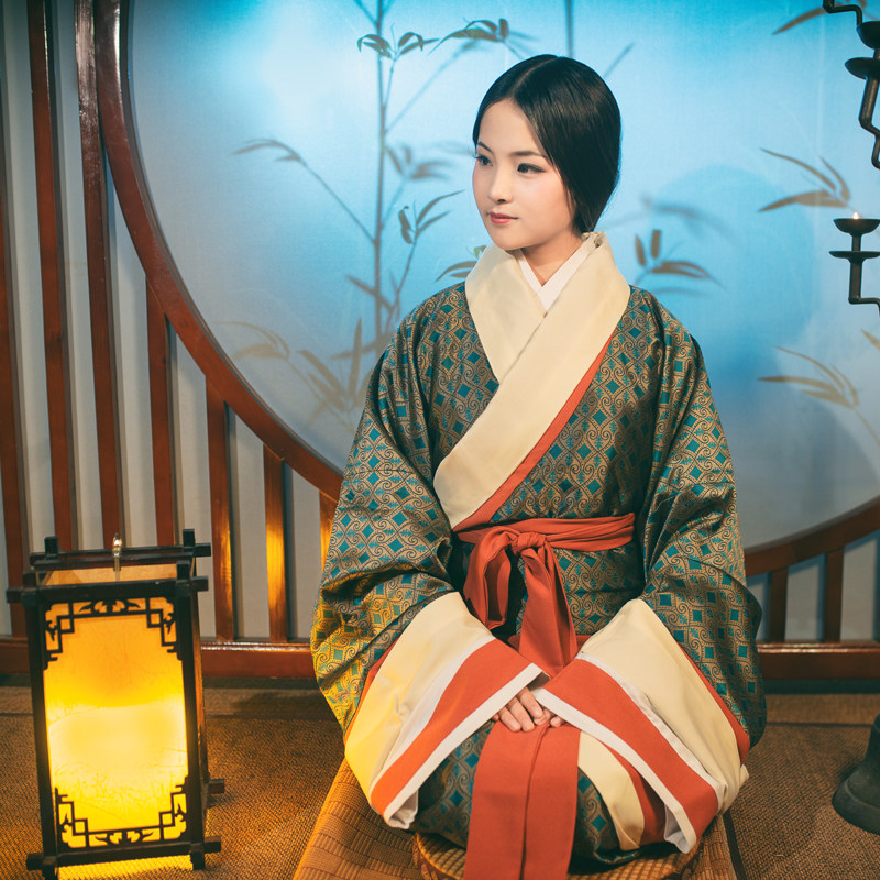 Huaiguju Hanfu Qin Ya traditional spring and autumn women's clothing formal custom restoration Mawangdui Quju robe Qin Chu Guofeng