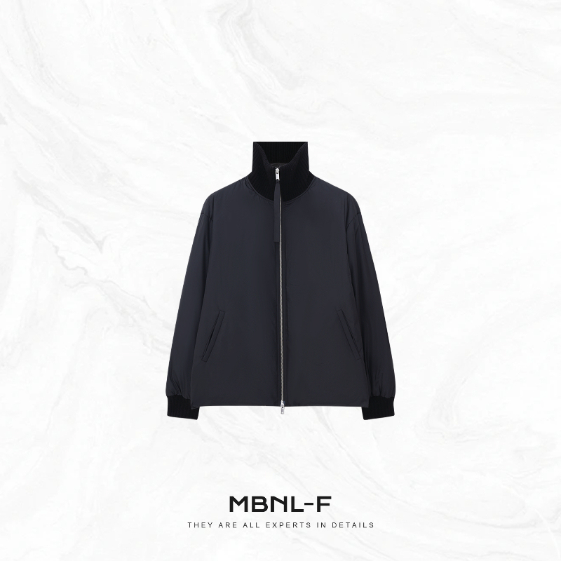 Clearance Sale: "Tejaa Songhua Black" Custom-Woven Cuff and Collar 90% White Goose down Jacket Qin Lei Xm-Xyr3679