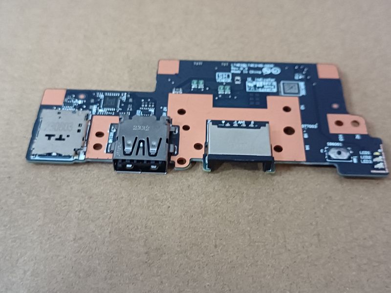 Lt4E0 Lenovo T14 P14S Gen5 P16 Gen2 Power Button USB Small Board Screen Cable 5C51P67039