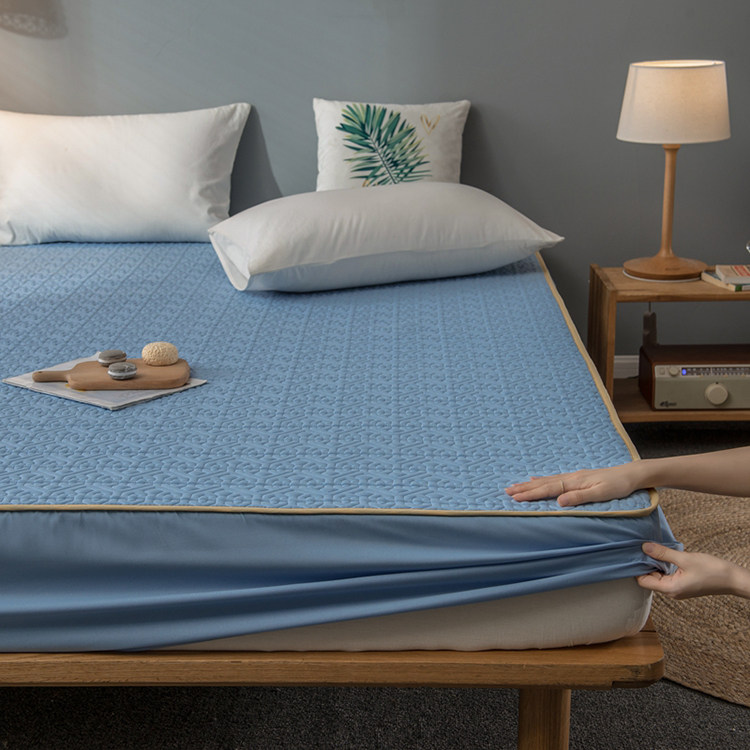 Натяжная простыня None 1.5m