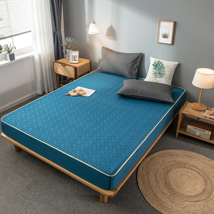 Натяжная простыня None 1.5m