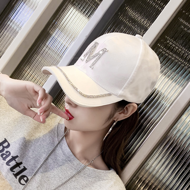 Hat female Korean version of the trendy peaked cap letter drill wild net red spring and autumn sunshade sunshade hat summer baseball cap