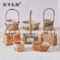 Rattan basket portable flower basket flower arrangement bamboo basket storage basket woven flower basket wicker square handmade souvenir rattan basket