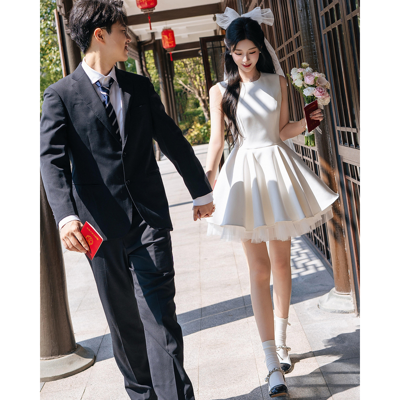 Light Wedding Dress for Registration, French Satin Engagement Dress for Petite Women, White Short Dress Suitable for Everyday Wear Light Wedding Dress for Registration, French Satin Engagement Dress for Petite Women, White Short Dress Suitable for Everyday Wear