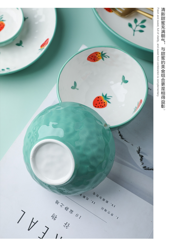 Creative, lovely strawberry ceramic tableware suit small and pure and fresh baking bowl meal disk bowl of breakfast tray