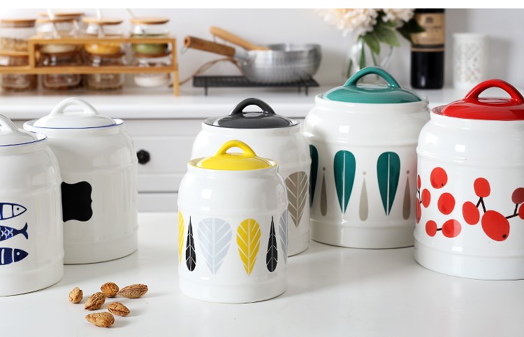 Japanese household ceramic as the contracted barrel coffee beans caster sugar dried fruit sugar jar airtight jar of large size