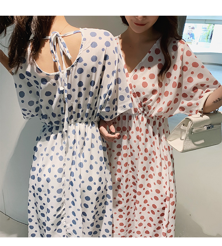 VK旗艦店 韓國風氣質復古波點V領雪紡圓點短袖洋裝