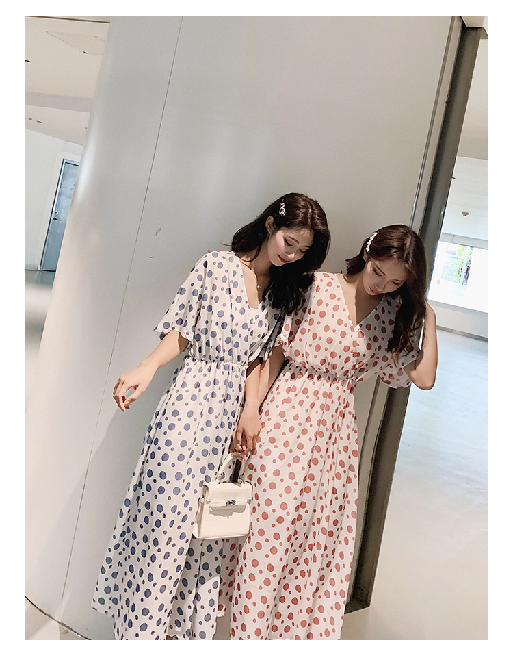 VK旗艦店 韓國風氣質復古波點V領雪紡圓點短袖洋裝