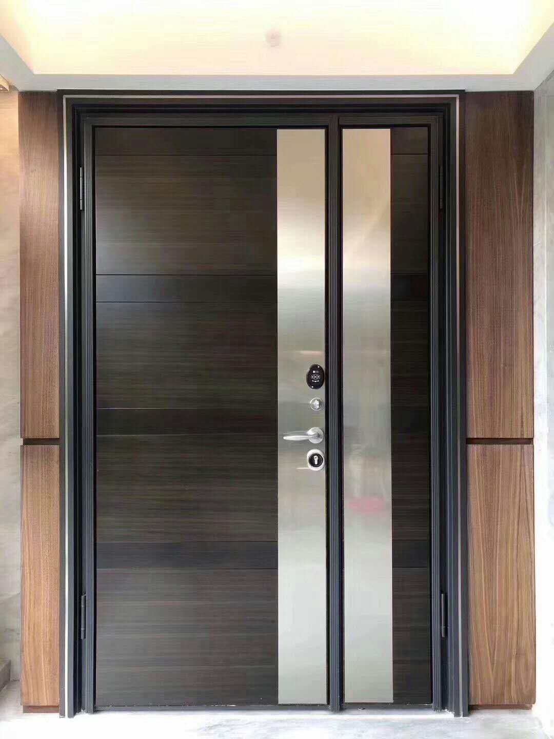 Solid wood armored door in solid wood