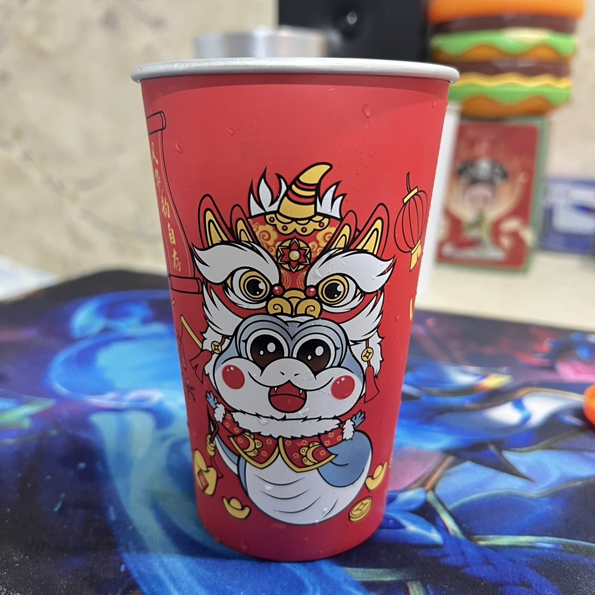麦子变色杯杯的LOGO