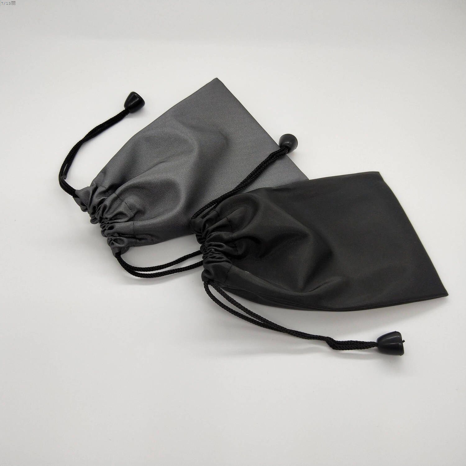 Mobile phone bag protective bag mobile bag headphone headphone data line protective bag with hard disk bag pack splash water