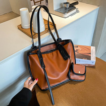 Large capacity large 2020 new trend tote bag leisure harbor wind commuter armpit shoulder bag tide