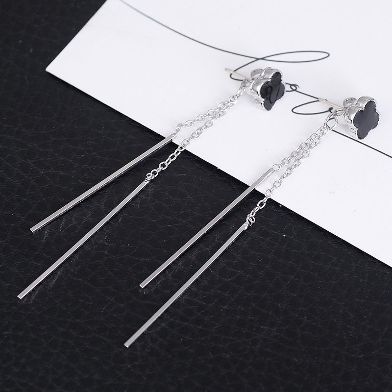 Four Leaf Grass 925 Pure Silver Earshot Korean Version Long Version Creative 100 Hitch Earrings Brief Earrings Flow Suear