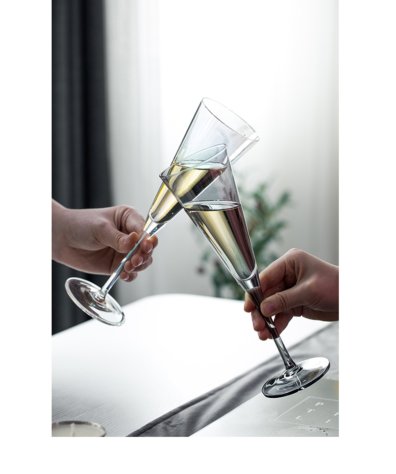 Crystal TaoDian hand blown lead - free glass of champagne tall foot cup wedding glass transparent glass bubbles