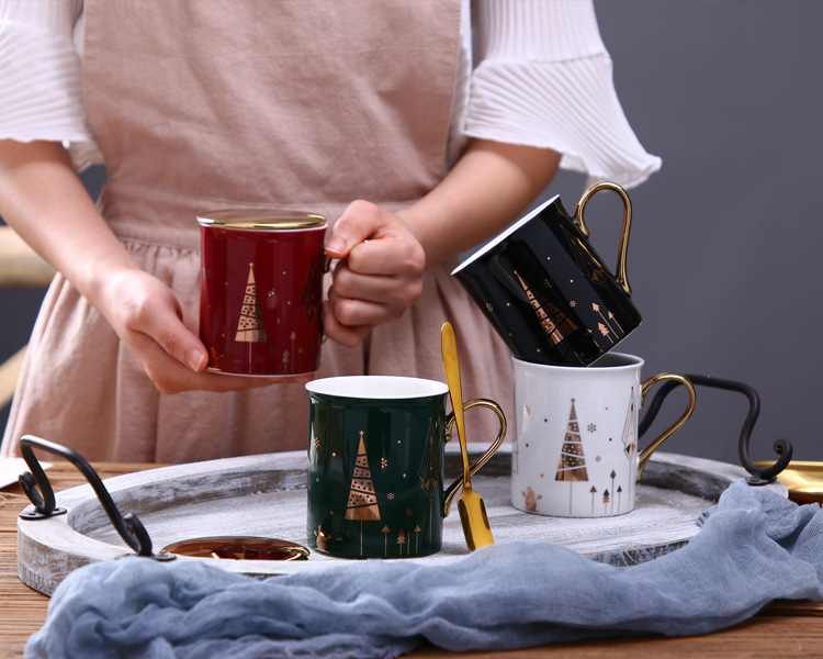 TaoDian Christmas lovers mugs creative Nordic ins beakers breakfast ultimately responds a cup of coffee cup ceramic cup