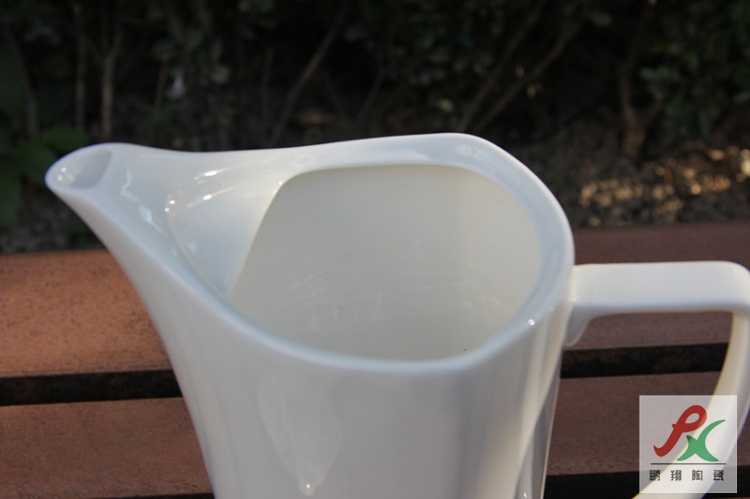 Qiao mu tangshan pure white ipads China Shanghai red teapot cold water pot pot of coffee pot teapot mocha pot of coffee