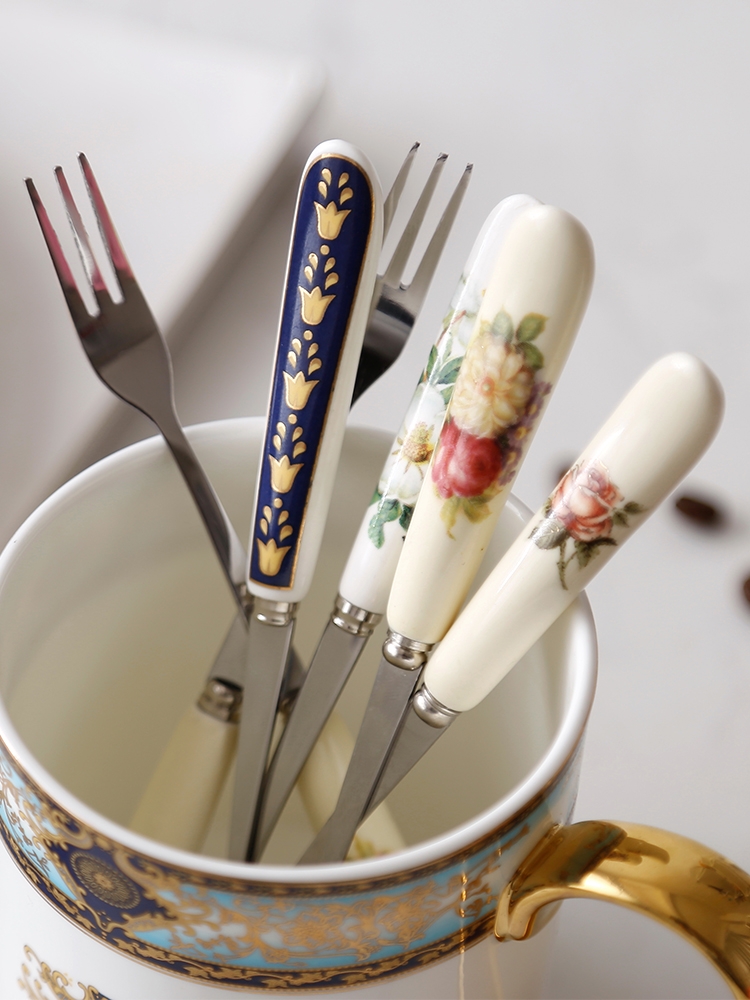 For European ceramic fruit fork handle small fork creative fashion restaurant dessert fork watermelon fruit to sign