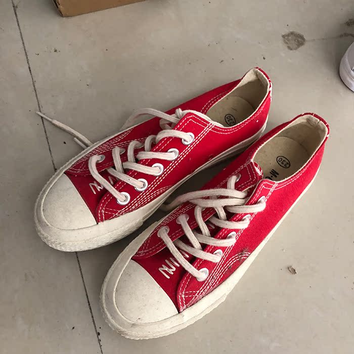 Xử lý giá rẻ giày vải bắp cải giá mã bị hỏng giày nữ sinh viên Hàn Quốc giày dâu tây retro in street shot giày the thao nữ cao cấp