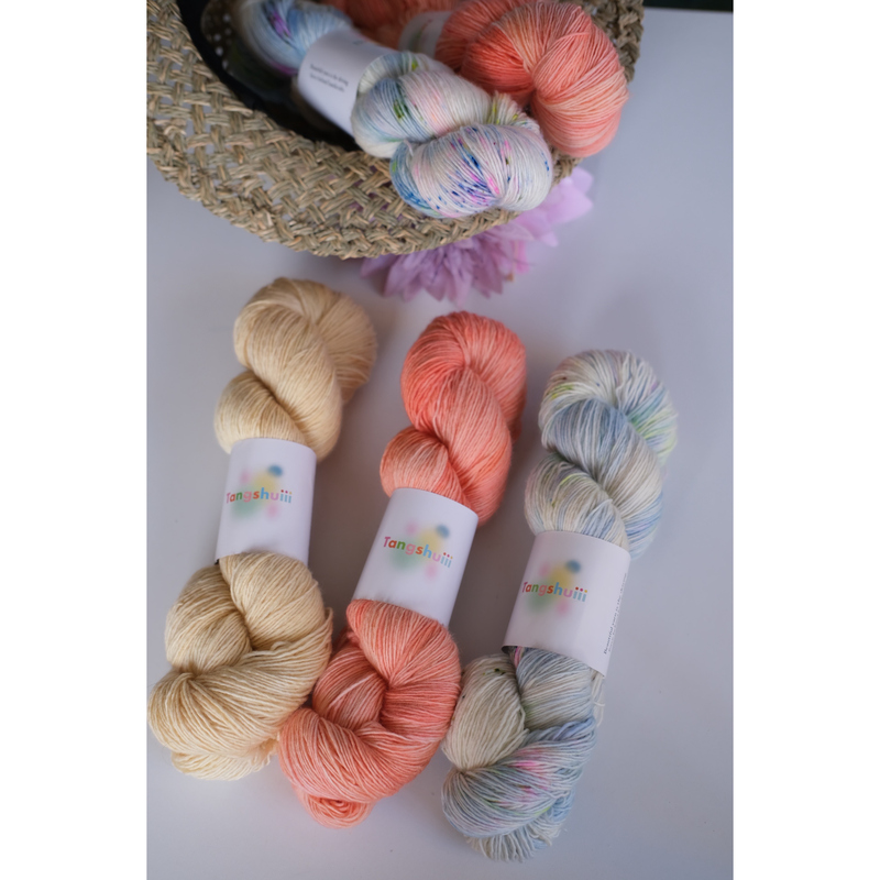 Tangshuiii｜100% Merino Anti-Shrink Wool 100g/400 Twists Single-Ply Hand-Dyed Sweater Shawl Yarn