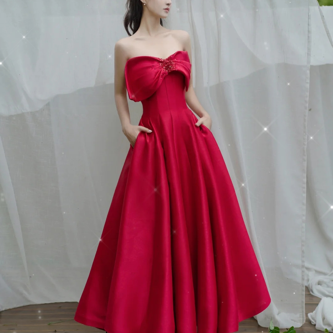Bridal satin toast dress 2021 new one-shoulder banquet welcome engagement tube top red evening dress