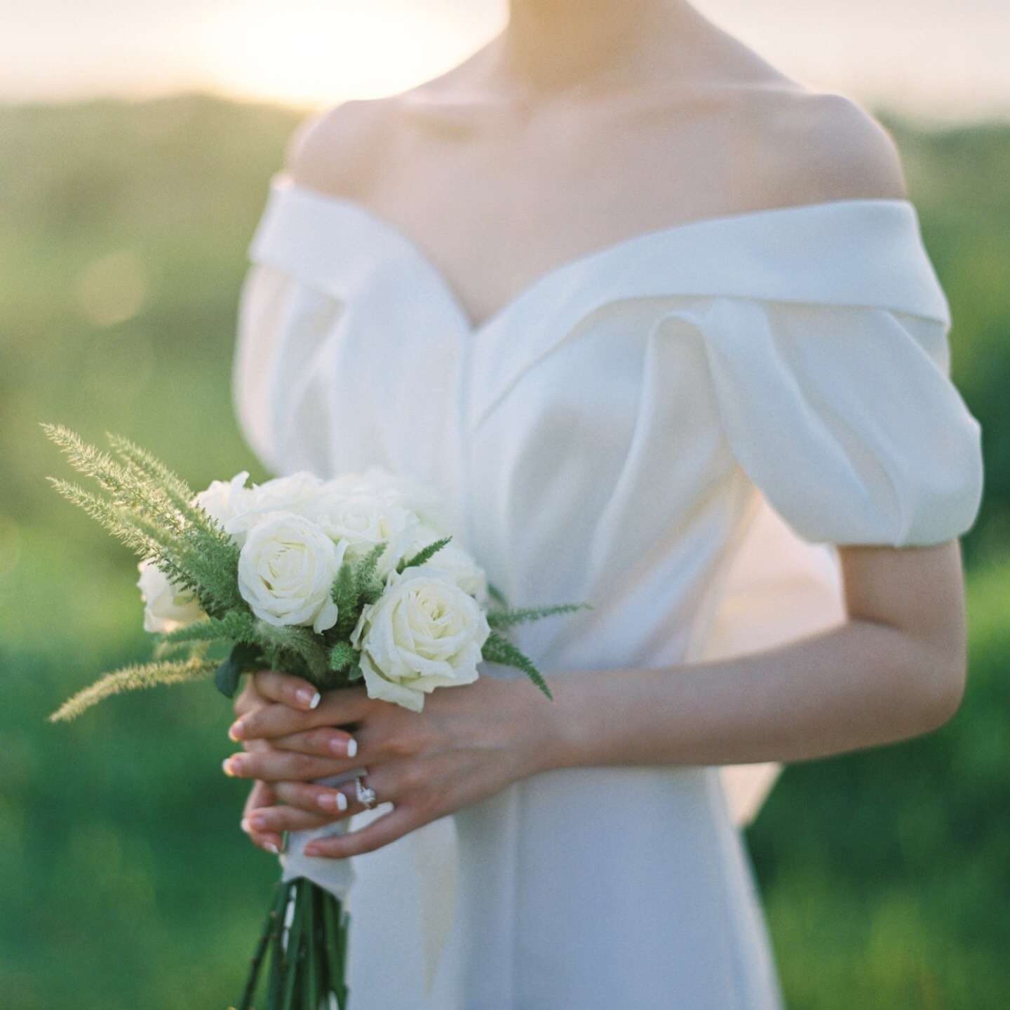 Wedding dress 2021 new Mori outdoor lawn word shoulder fishtail bow halter satin light wedding dress