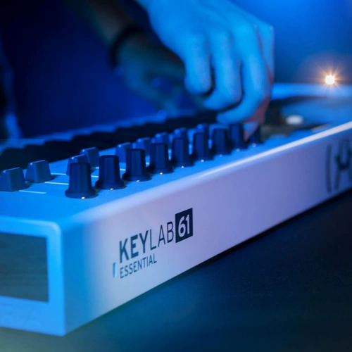 Arturia keylab Essential 49 61 88 Ключи полу -компиляции MIDI -клавишная подушка