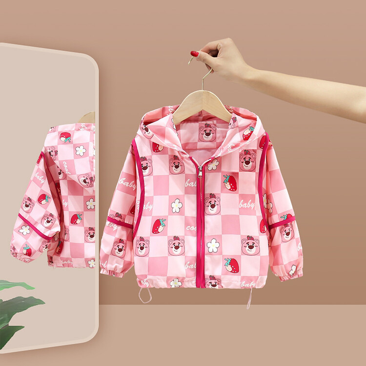 Baby Girl Korean Style Strawberry Bear Outwear Spring & Fall 2024 New Style Little Girl Hooded Top Versatile Windbreaker Baby Girl Korean Style Strawberry Bear Outwear Spring & Fall 2024 New Style Little Girl Hooded Top Versatile Windbreaker