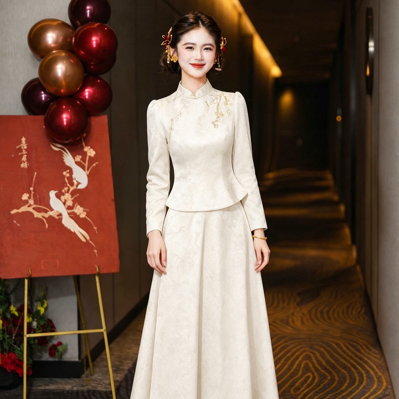 New Chinese-Style Engagement Dress for Women, Long-Sleeved Toast Dress, Bride's Champagne-Colored Two-Piece Suit, Long Style for Autumn New Chinese-Style Engagement Dress for Women, Long-Sleeved Toast Dress, Bride's Champagne-Colored Two-Piece Suit, Long Style for Autumn