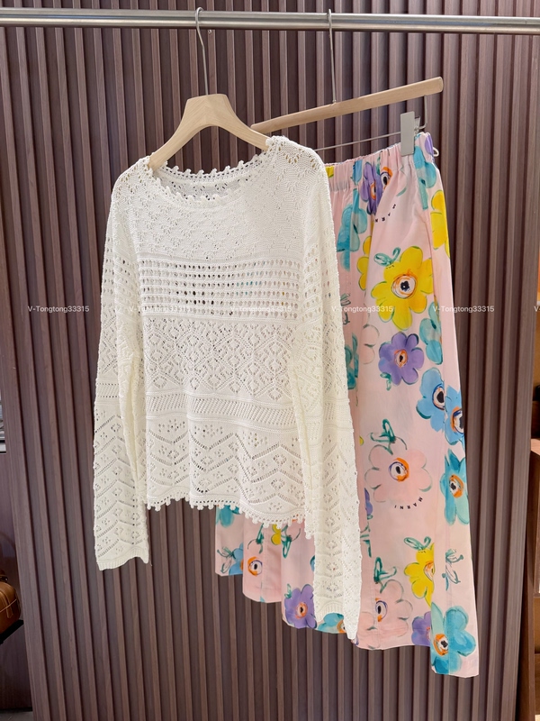 26 New Styles of Hand-Knitted Cloud-Like White Knit Tops for Women, Loose and Lazy Style Pullover Sweaters, Slimming Base Shirts