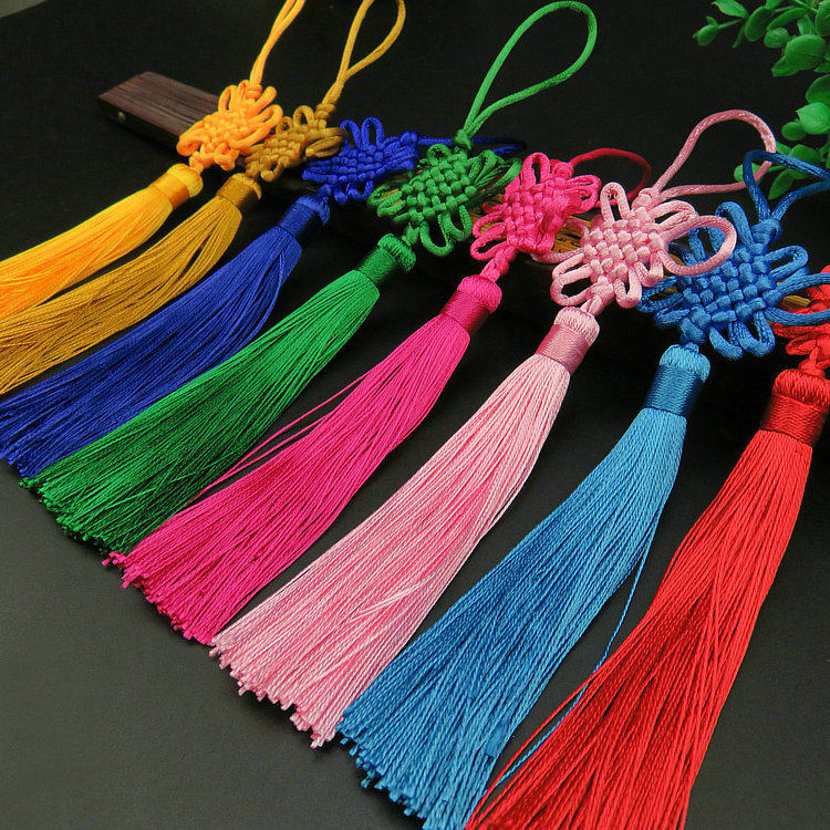 Small country knot pendant small Chinese knot characteristic gift abroad 6 sets of big red pendant tassel tassels Chinese characteristic