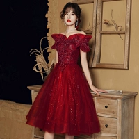 Бордовый, длинный, средней длины