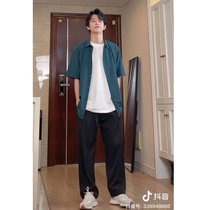 Small Xiong wears a light - cooked hot - sleeved shirt in summer