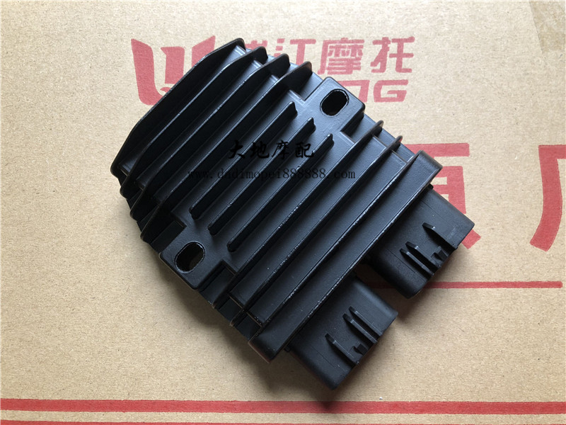 Small Yellow Dragon Blue Baolong BJ300 BN302 Hurricane THV 300 Voltage Regulator Charger