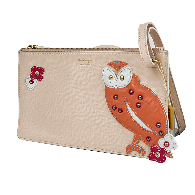 Ferragamo Flagship Store Official Flagship New Fashion Clutch Wallet Women's Bag 22C039