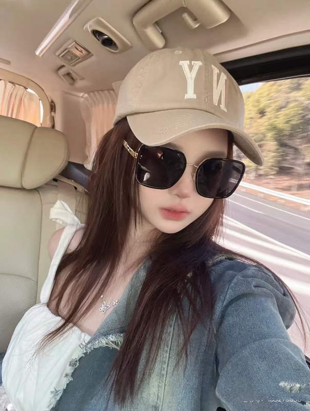 The King of Out-Of-Stock Items! Square Frame Sunglasses That Make Your Face Look Smaller No Return and Exchange 0782 The King of Out-Of-Stock Items! Square Frame Sunglasses That Make Your Face Look Smaller No Return and Exchange 0782