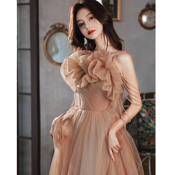 Evening dress light luxury niche high-end banquet temperament dress heavy industry host princess dress champagne high-end sense