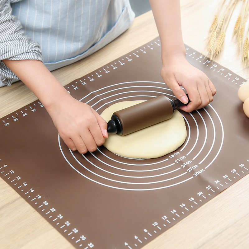 Japanese large kneading pad Silicone pad Household non-stick baking pad Rolling pad and panel chopping board Rolling pin set