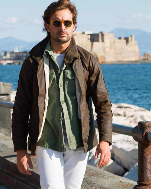 Fleurs De Bagne (Fleurs de Bagne), a French floral-olive-green fabric jacket